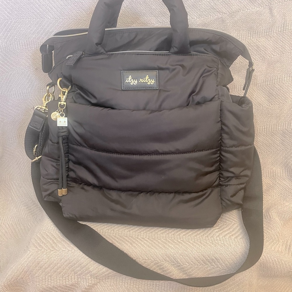 Itsy, ritzy, dream, convertible bag.